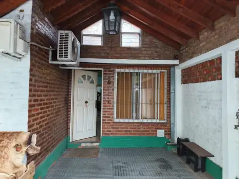 Casa 4 ambientes venta APTA CREDITO Monte Grande