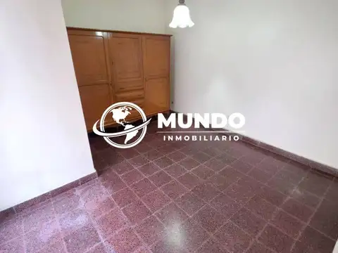 Depto Tipo Casa en Alquiler 50 años