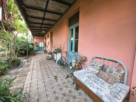 Casa 4 ambientes con 1 baño