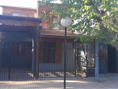 Casa en Venta en El Plumerillo, Las Heras
