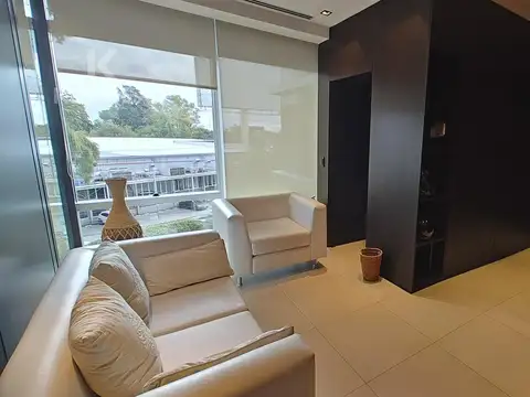 Oficina Monoambiente con 2 baños