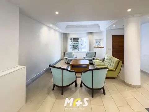 Casa en alquiler con jardín, piscina y quincho independiente | Agronomía