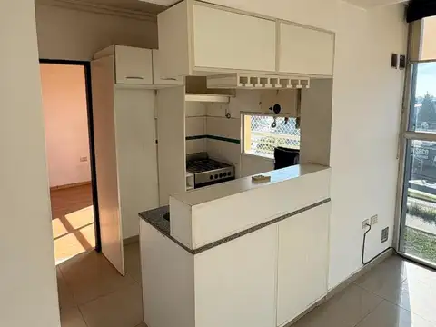 Departamento en Alquiler en Haedo, $ 700.000