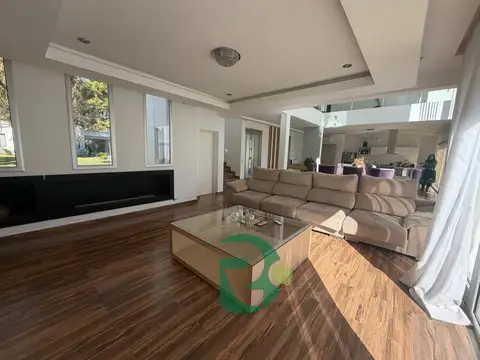 Casa en Alquiler al Norte