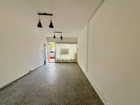 Local en Venta en Santa Rosa, USD 35.000