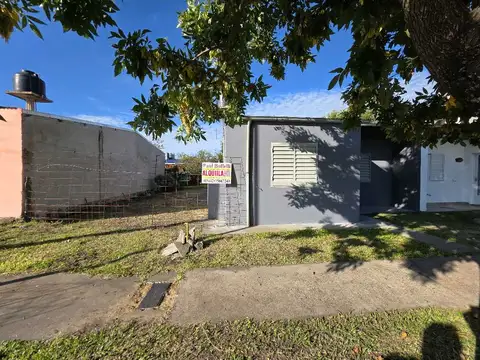 Alquilo Casa Dos Habitaciones en Caseros, Entre Ríos