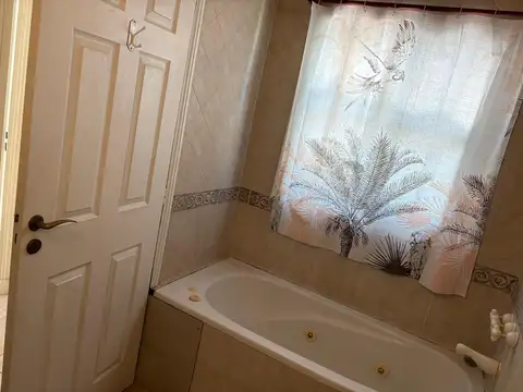 Casa en Alquiler en Las Margaritas, USD 1.000