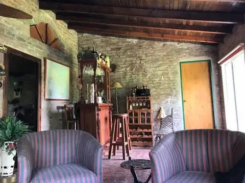Casa en venta sobre el Carapachay