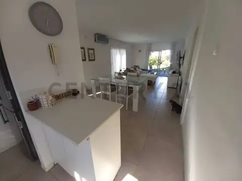 DUPLEX EN ALQUILER EN GONNET