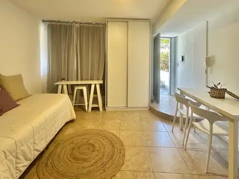 Departamento en Alquiler en Godoy Cruz, $ 450.000