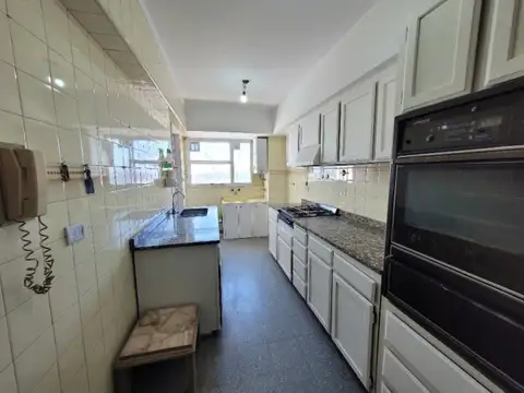 Departamento 4 ambientes con 2 baños