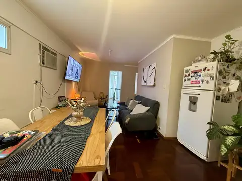 Departamento 2dor con balcon, en Olmos y Maipu
