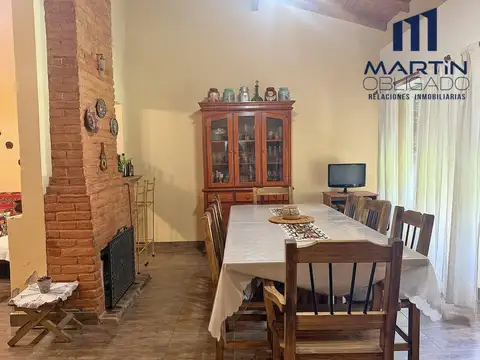 Casa 4 ambientes con 2 baños