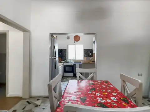 Casa 3 ambientes con 1 baño