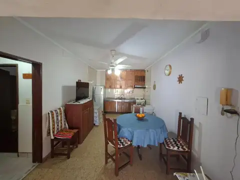 Depto Tipo Casa 3 ambientes con 1 baño