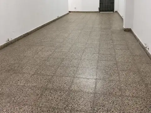 Local en Alquiler en San Justo, $ 550.000