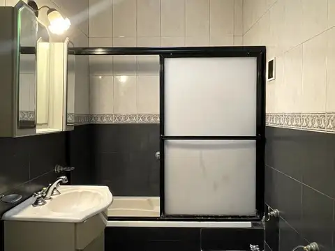 Depto Tipo Casa en Venta 68 años