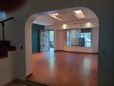 Casa en Alquiler en Villa Devoto, USD 2.000
