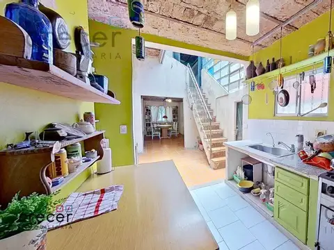 PH en venta 4 ambientes con entrada independiente terraza y quincho sin expensas Villa del Parque