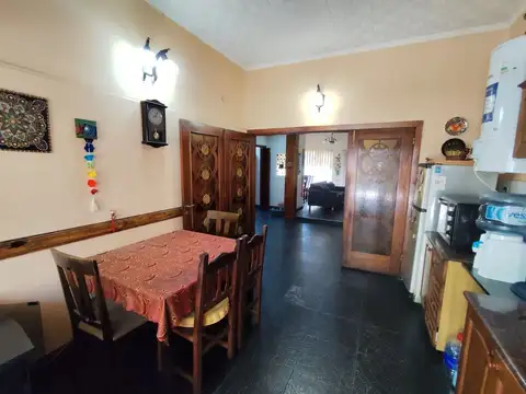 Depto Tipo Casa 4 ambientes con 1 baño