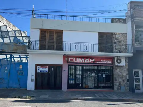 CASA 3 DORMITORIOS + LOCAL COMERCIAL 