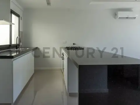DEPARTAMENTO EN VENTA 50 ENTRE 26 Y 27 FRENTE PARQUE SAN MARTÍN - LA PLATA