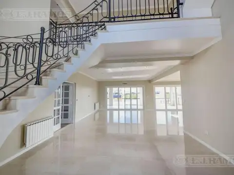 Casa en Venta de 6 dormitorios