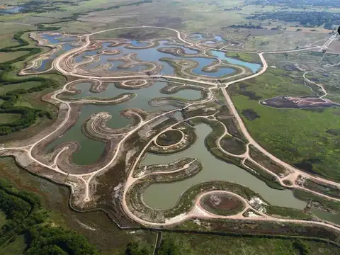 Terreno en Venta 33  mts Fondo