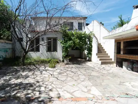 Casa en Venta con 1 cochera