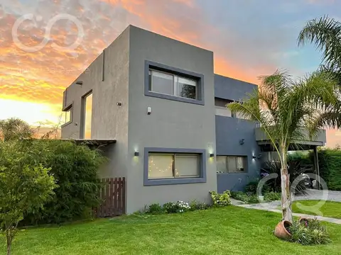 Casa en Alquiler de 4 dormitorios