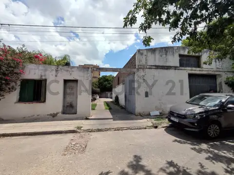 Soldado Ruíz 2000, Piso 0