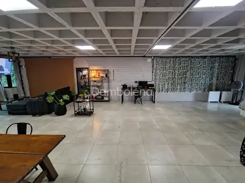 Oficina en Venta con 1 cochera