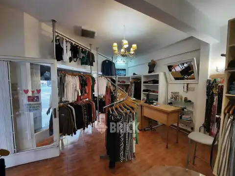 Local en Venta 40 años