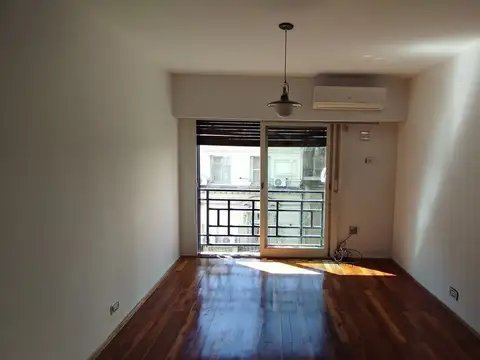 ALQUILER  Monoambiente Retiro LUMINOSO