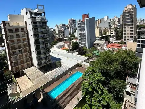 Brown 300, Piso 7