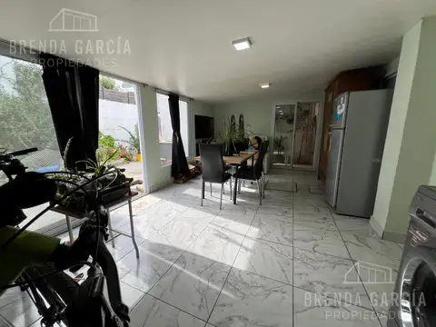 Casa 4 ambientes con 1 baño