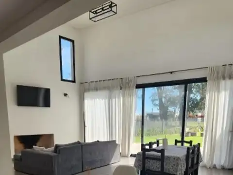 Casa en Venta en Pilar del Este - Santa Emilia, USD 155.000