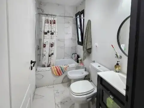 Casa a la venta en el Barrio Santa Emilia