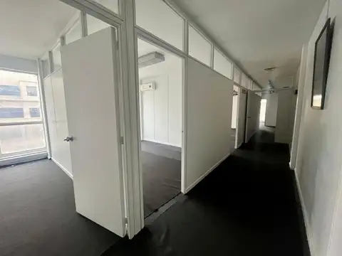 OFICINA  138 m² AV. CORRIENTES SAN NICOLAS