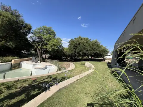 Casa en Venta en La Rufina, Countries y Barrios Cerrados en Cordoba Capital