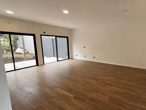 Casa en Alquiler de 2 dormitorios