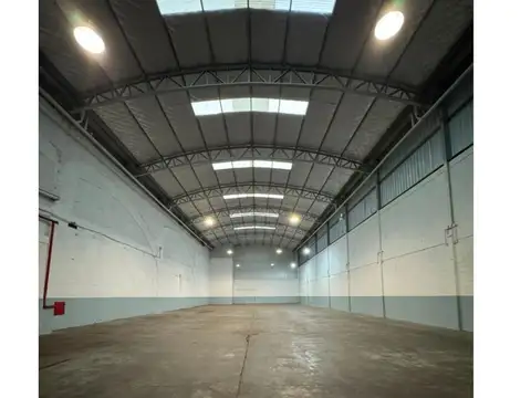 Galpon en Alquiler en Centro, USD 9.000