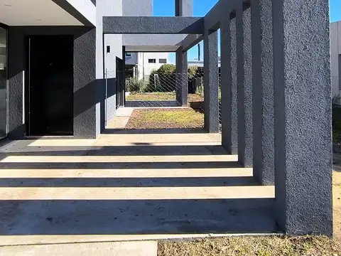 Casa Dúplex  en Venta en Pilar del Este, Pilar, G.B.A. Zona Norte