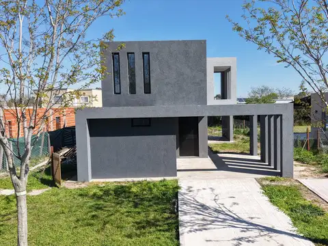Casa en Venta en Pilar Del Este, USD 195.000