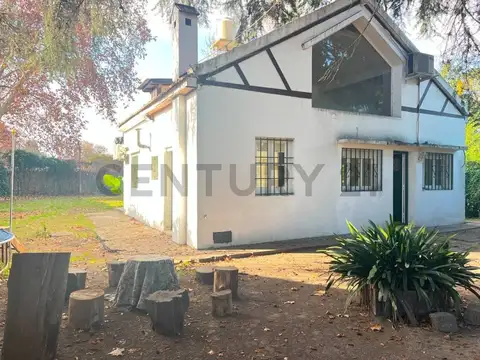 Casa en Alquiler en Manuel B Gonnet, $ 1.400.000