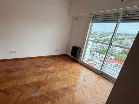Departamento en Alquiler en Parque Avellaneda, $ 1.250.000
