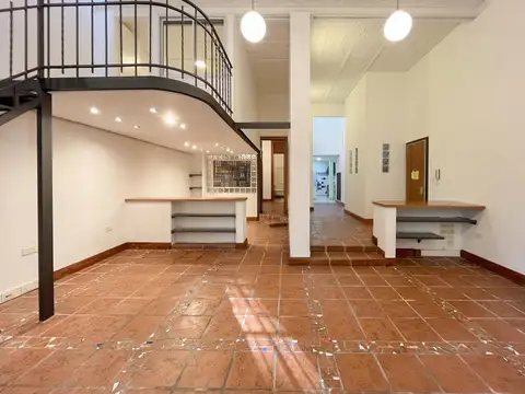 Depto Tipo Casa en Alquiler de 3 ambientes