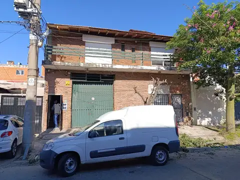 GALPON CON DEPTO EN ZONA INDUSTRIAL