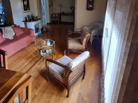 20 de Junio 119 , Piso 0