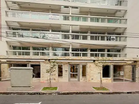 Alquiler. excelente depto. 3 ambientes con cochera y baulera en olivos, vicente lópez, g.b.a. zona norte